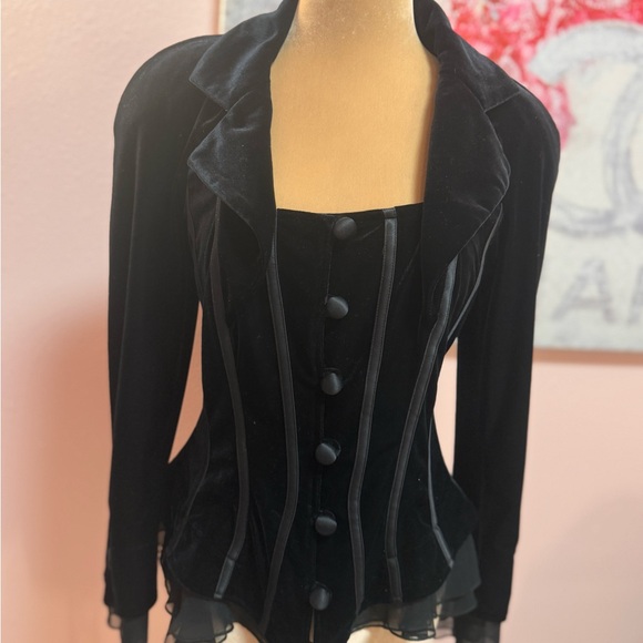 Tadashi Shoji Jackets & Blazers - Tadashi Shoji Black Velvet Fitted Blazer